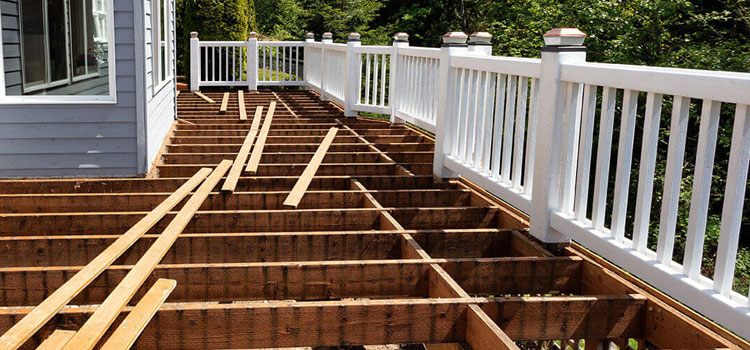 Deck Repair Free Estimate in Toluca Lake, CA