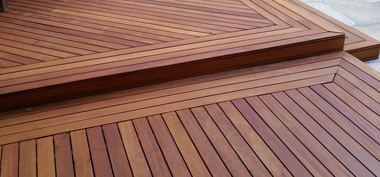 Redwood Decking Material in Toluca Lake, CA