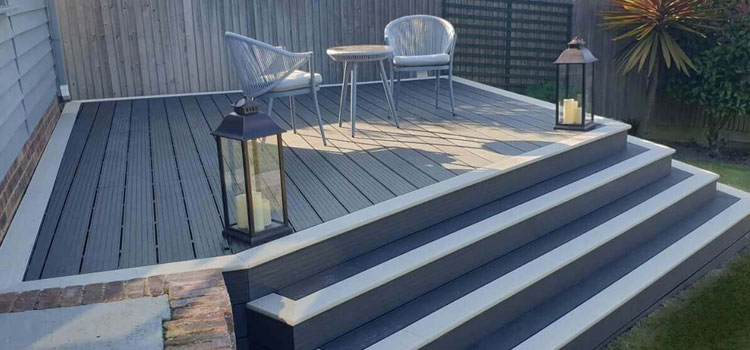 TREX Decking in Toluca Lake, CA